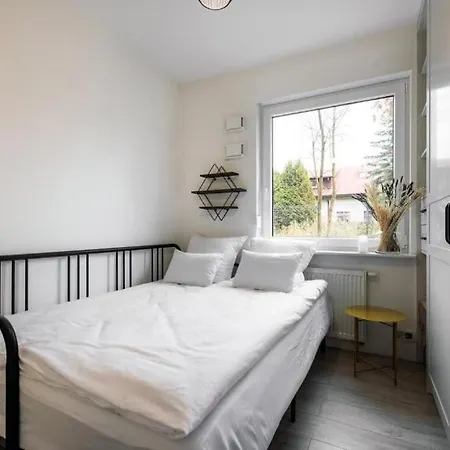 Bast 14 Ptak Szpital Kopernika Szpital Matki Polki Mandoria Orientarium Atlas Arena Plac Zabaw - Zamojska 20a M14 Parking Bezplatny *