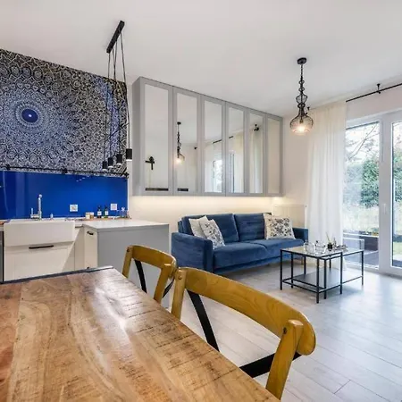 Apartment Ptak: Near Medical Centers And Attractions Lodz