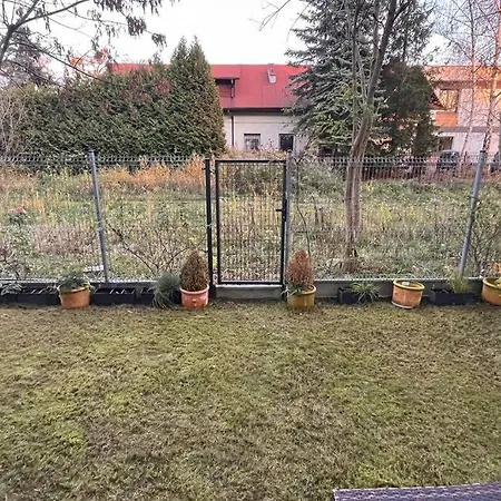 Bast 14 Ptak Szpital Kopernika Szpital Matki Polki Mandoria Orientarium Atlas Arena Plac Zabaw - Zamojska 20a M14 Parking Bezplatny Apartamento