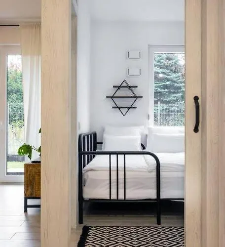 Bast 14 Ptak Szpital Kopernika Szpital Matki Polki Mandoria Orientarium Atlas Arena Plac Zabaw - Zamojska 20a M14 Parking Bezplatny Apartmán