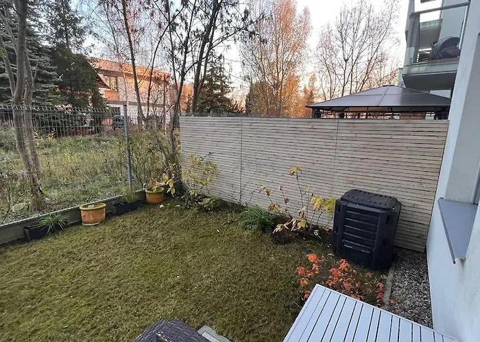 Bast 14 Ptak Szpital Kopernika Szpital Matki Polki Mandoria Orientarium Atlas Arena Plac Zabaw - Zamojska 20a M14 Parking Bezplatny